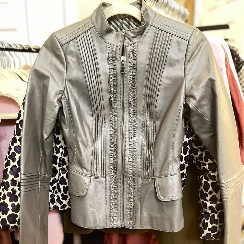 DANIER Stunning tailored, leather gray jacket! Excellent condition